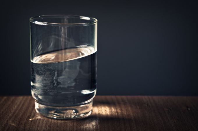 Kosmetika bez vody: Udržitelný trend, který dobývá trh