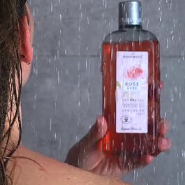 Harmonizující zvláčňující sprchový gel Růže