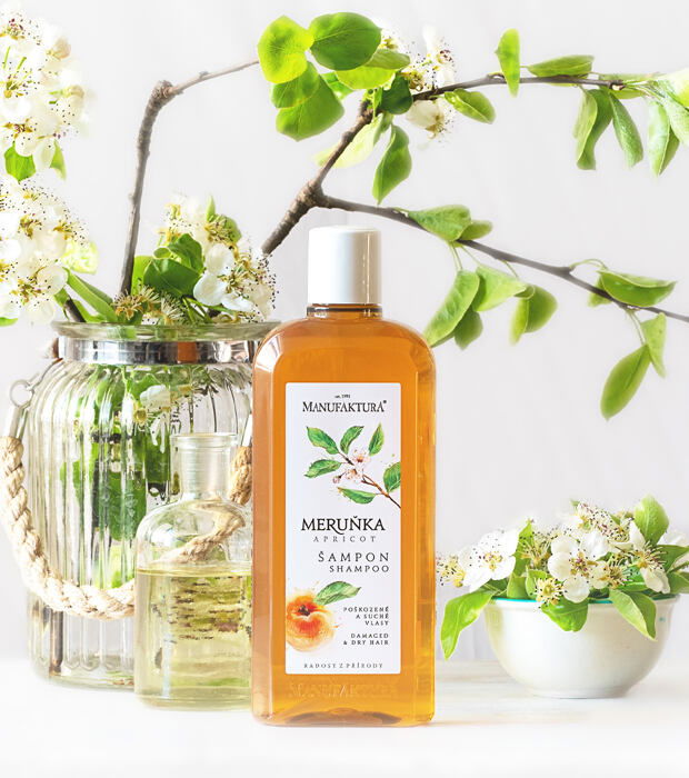 Regeneračný šampón na suché a poškodené vlasy Marhuľa