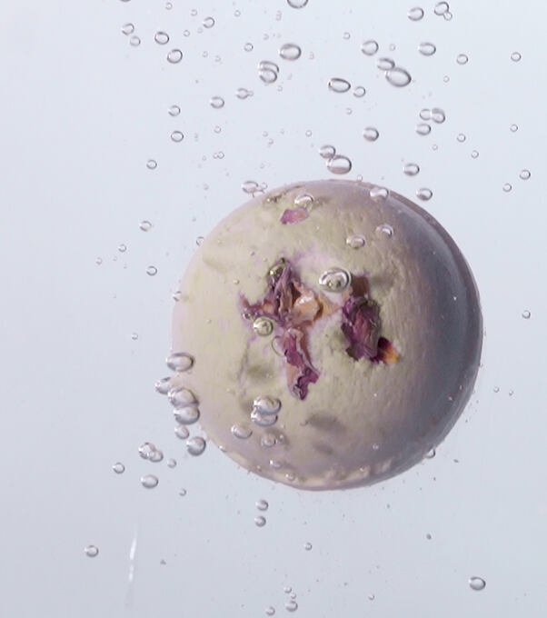 ROSE Exclusive Creamy 2-in-1 Bath Ball with Rose Oil