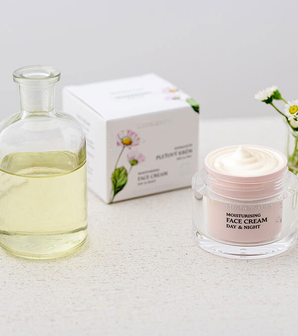 Zklidňující, hydratační a omlazující pleťový krém SEDMIKRÁSKA