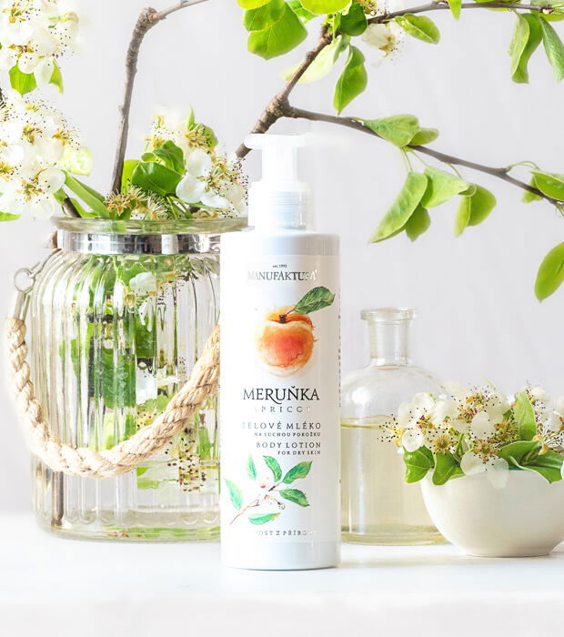 Hydratační tělové mléko na suchou pokožku MERUŇKA