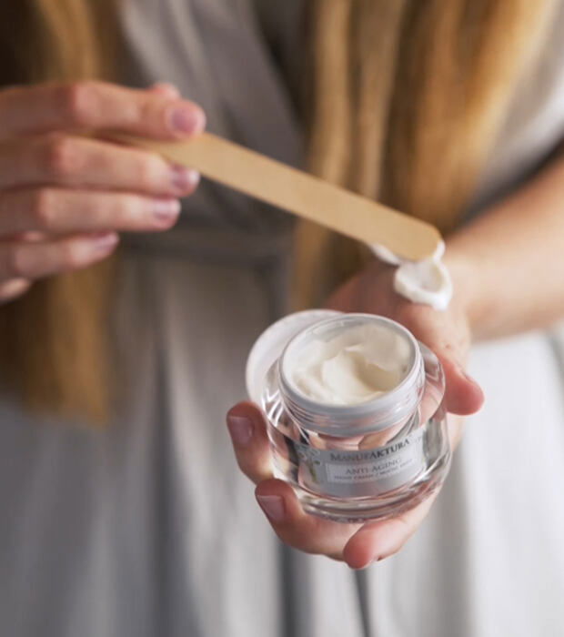 Anti-aging nočný pleťový krém SEDMOKRÁSKA